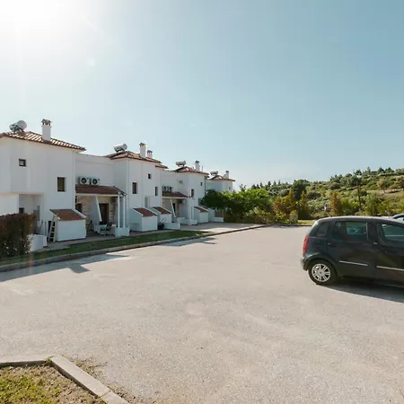 Pine In The Sea Nikiti-sithonia * Nikiti (Sithonia)
